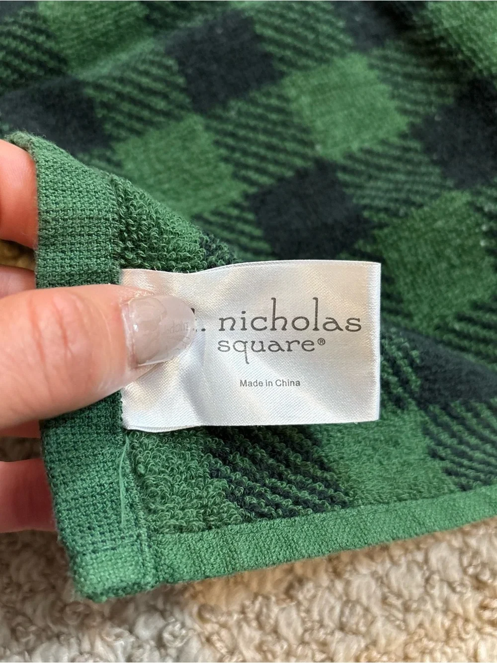 Lot of 6 Holiday Themed Towels Mixed Higher End Brands